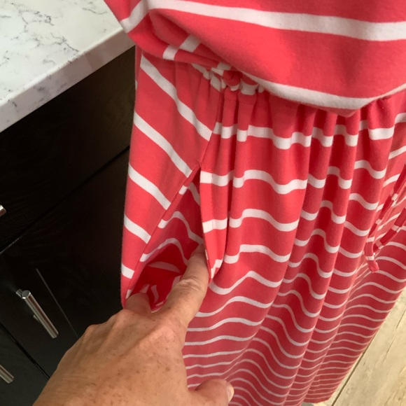 Kim Rogers Maxi Dress 
Size Medium 
Coral & White Stripe
Pockets 
Stretch - Picture 3 of 15